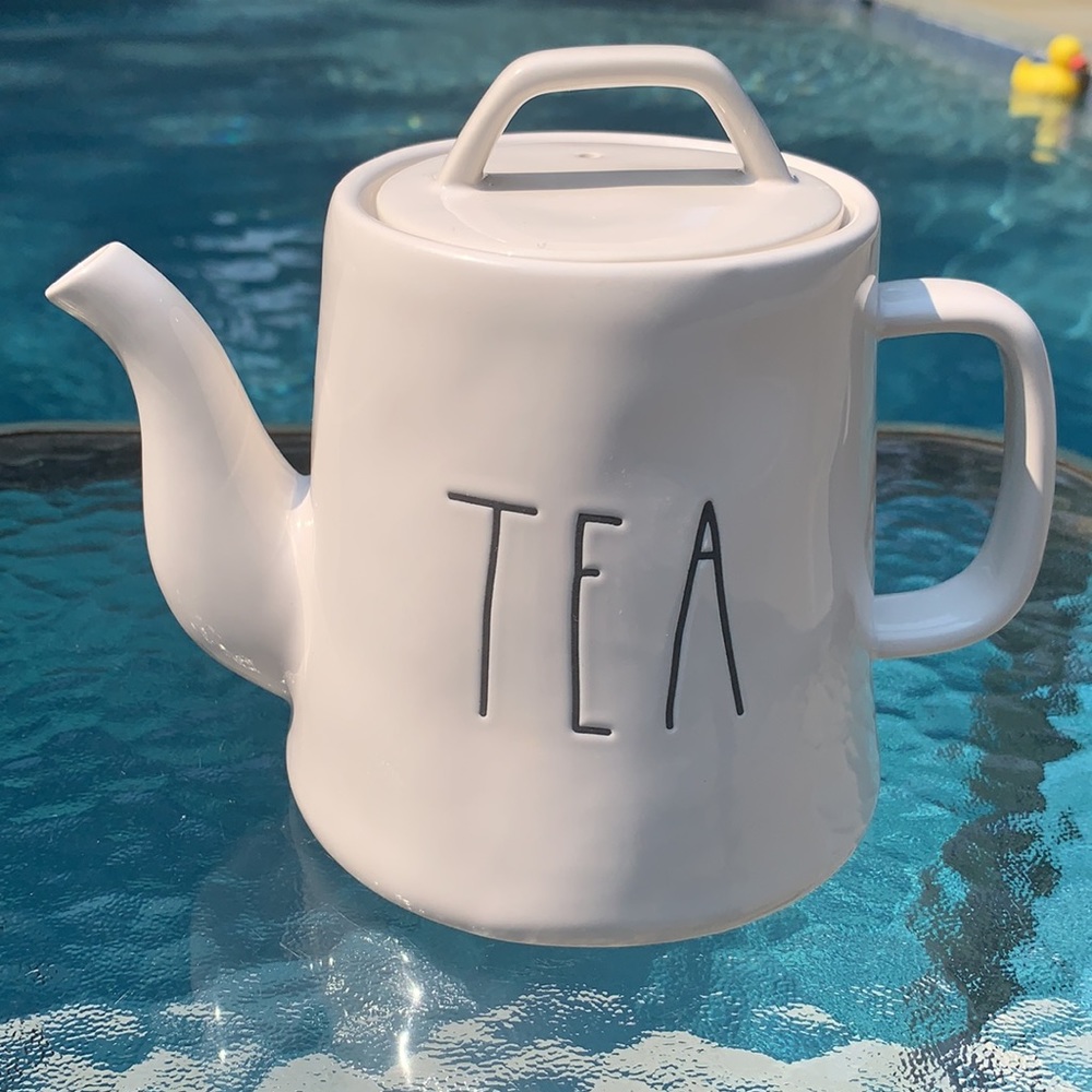 New Rae Dunn Tea Pot